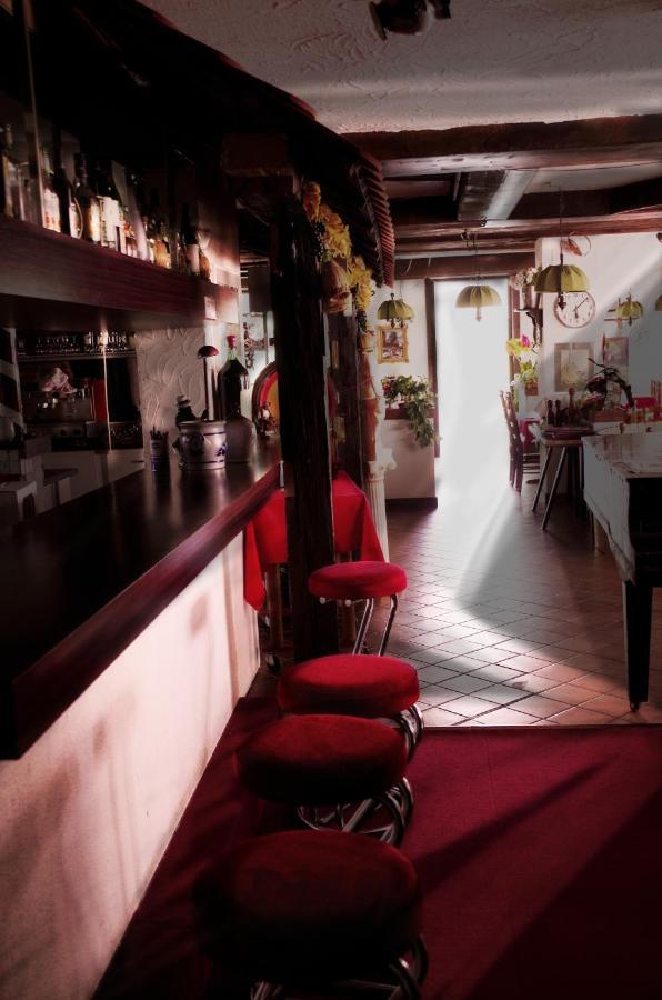 Guest House Pizzeria Pazza Da Gianni ชไตน์ อัม ไรน์ ภายนอก รูปภาพ